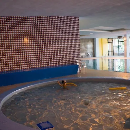 Hotel Boscolungo 4*